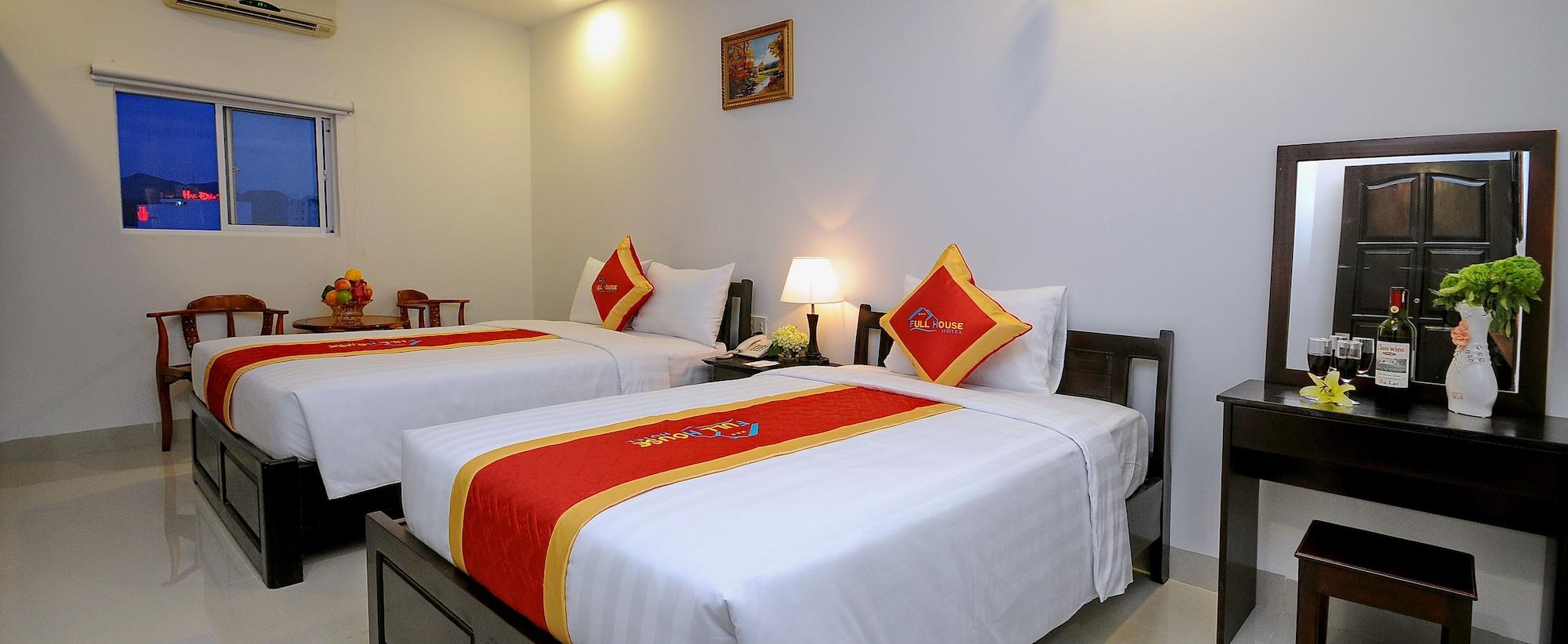 Full House Hotel Nha Trang Zewnętrze zdjęcie