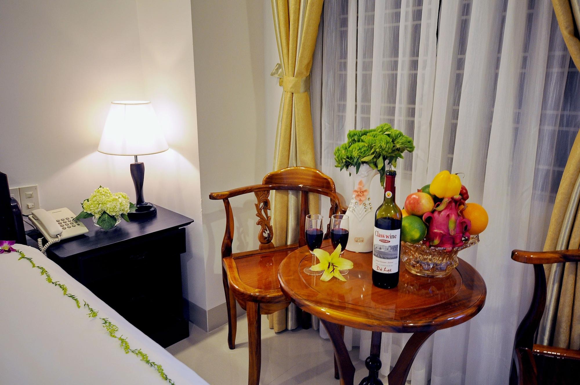 Full House Hotel Nha Trang Zewnętrze zdjęcie