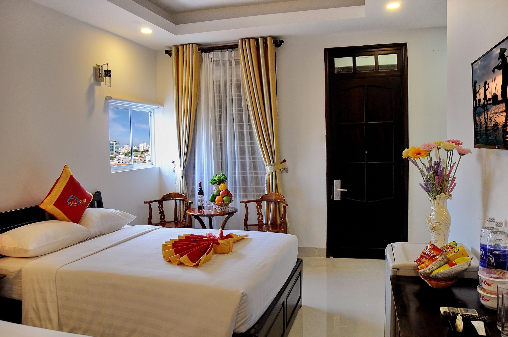 Full House Hotel Nha Trang Zewnętrze zdjęcie