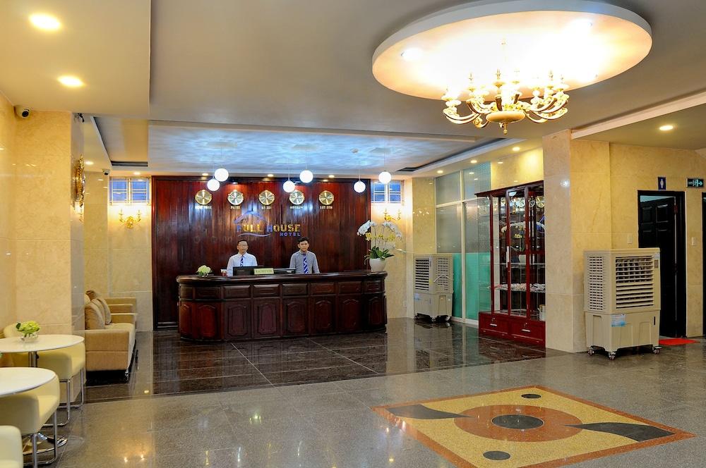 Full House Hotel Nha Trang Zewnętrze zdjęcie