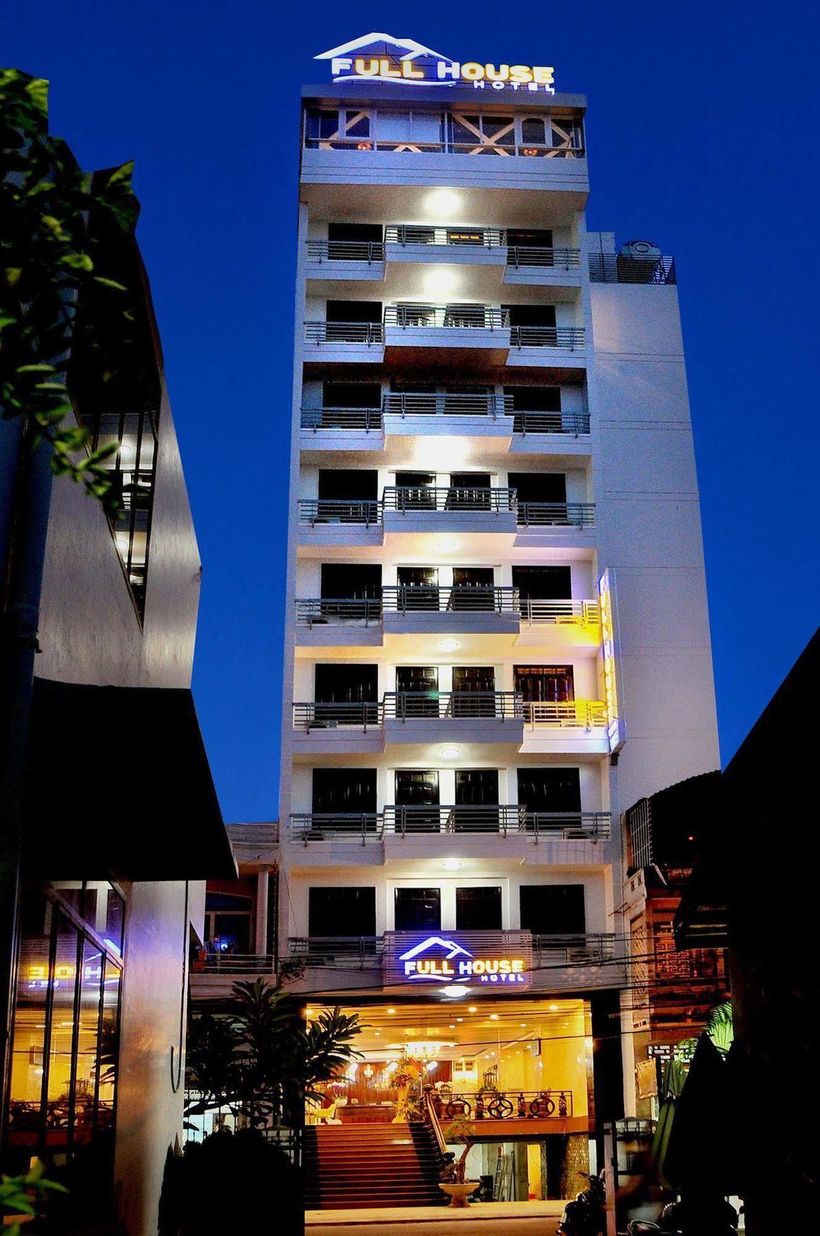 Full House Hotel Nha Trang Zewnętrze zdjęcie