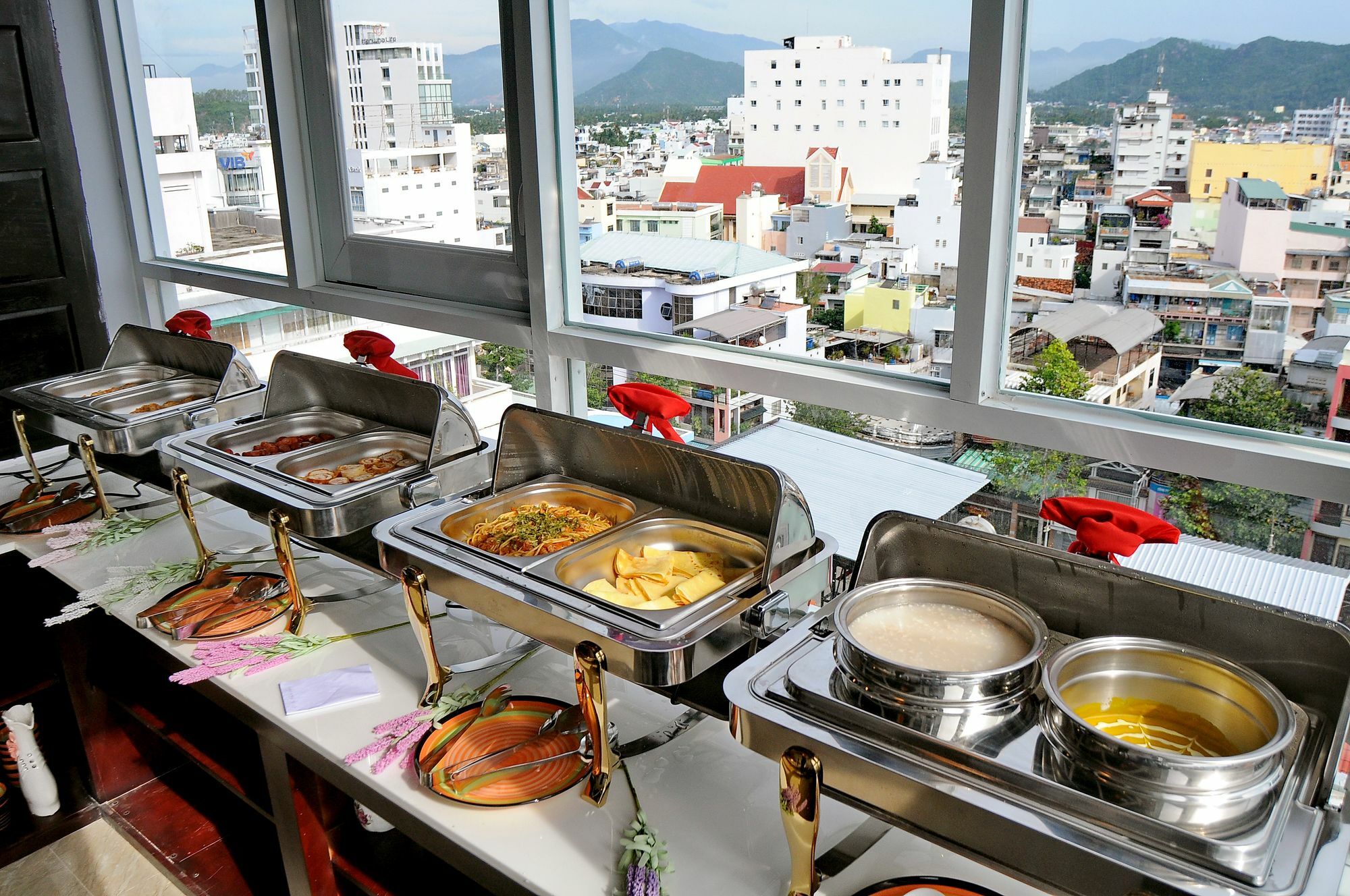 Full House Hotel Nha Trang Zewnętrze zdjęcie